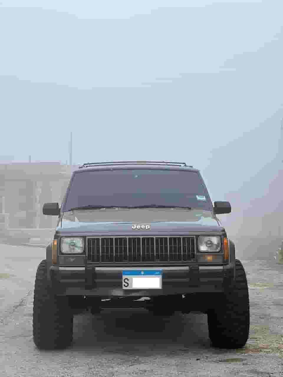 جيب شيروكي XJ 1989 