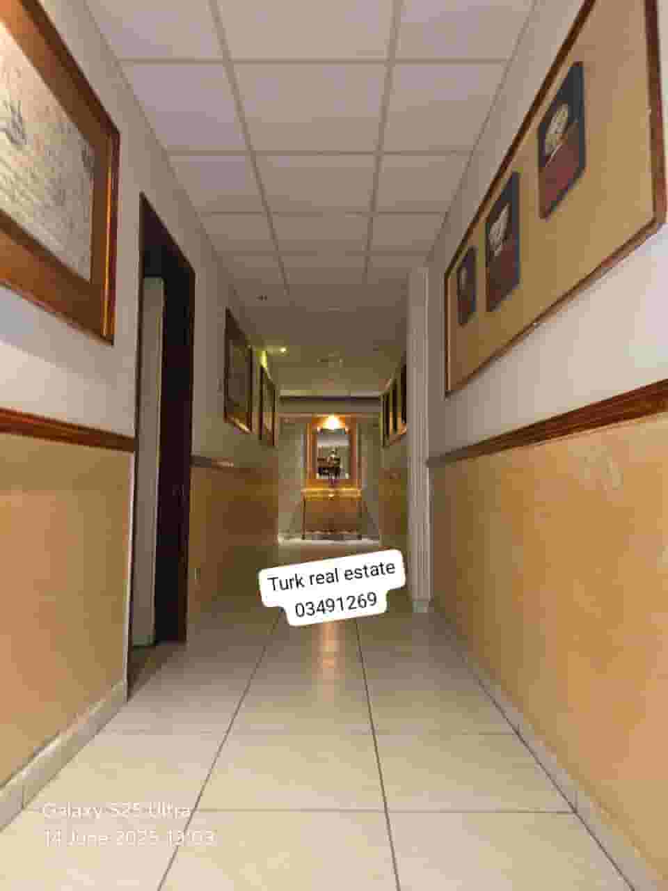 شقة للبيع في دوحة عرمون 265م