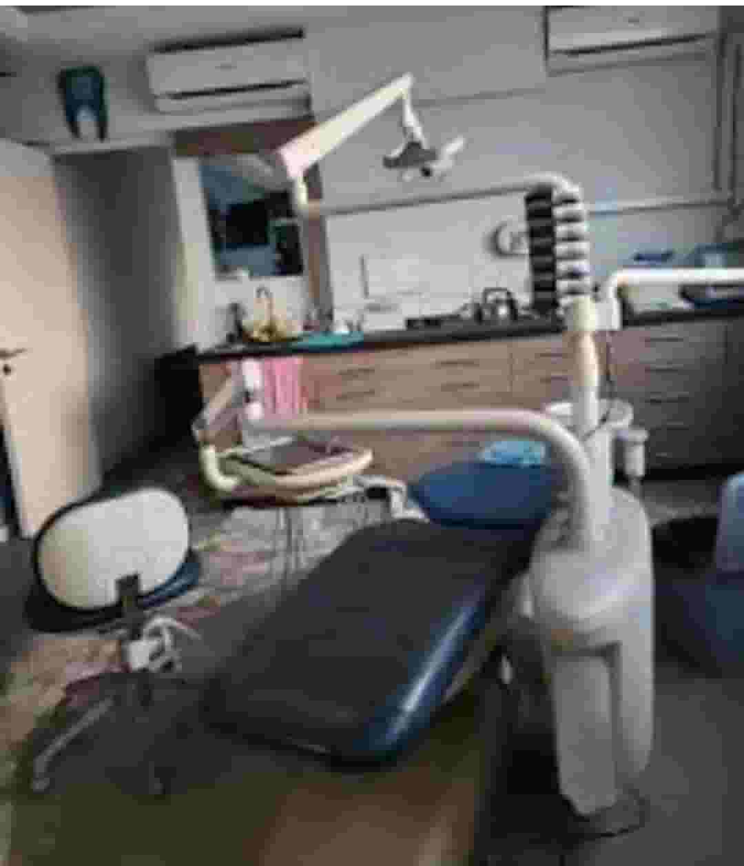 A dental clinic for rent in the middle of Souq Zalka Street