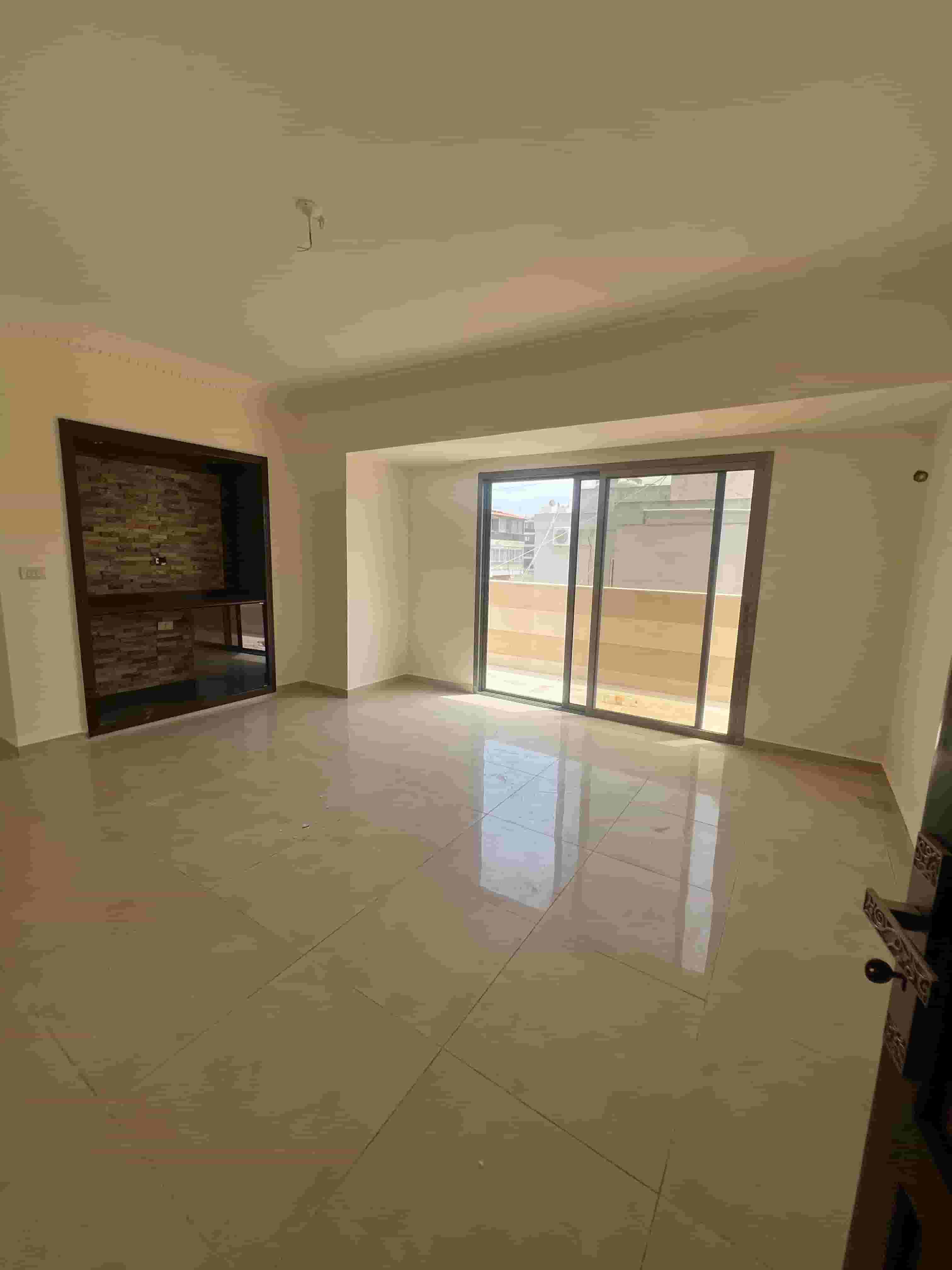Apartment for rent in Saqia al Janzeer