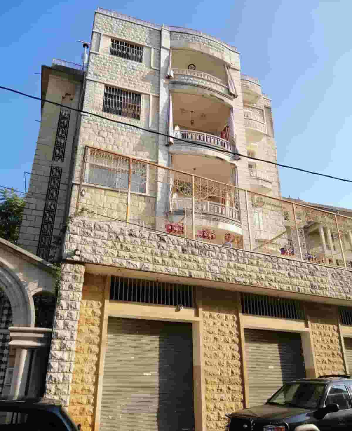 Building for sale in Bhamdoun
