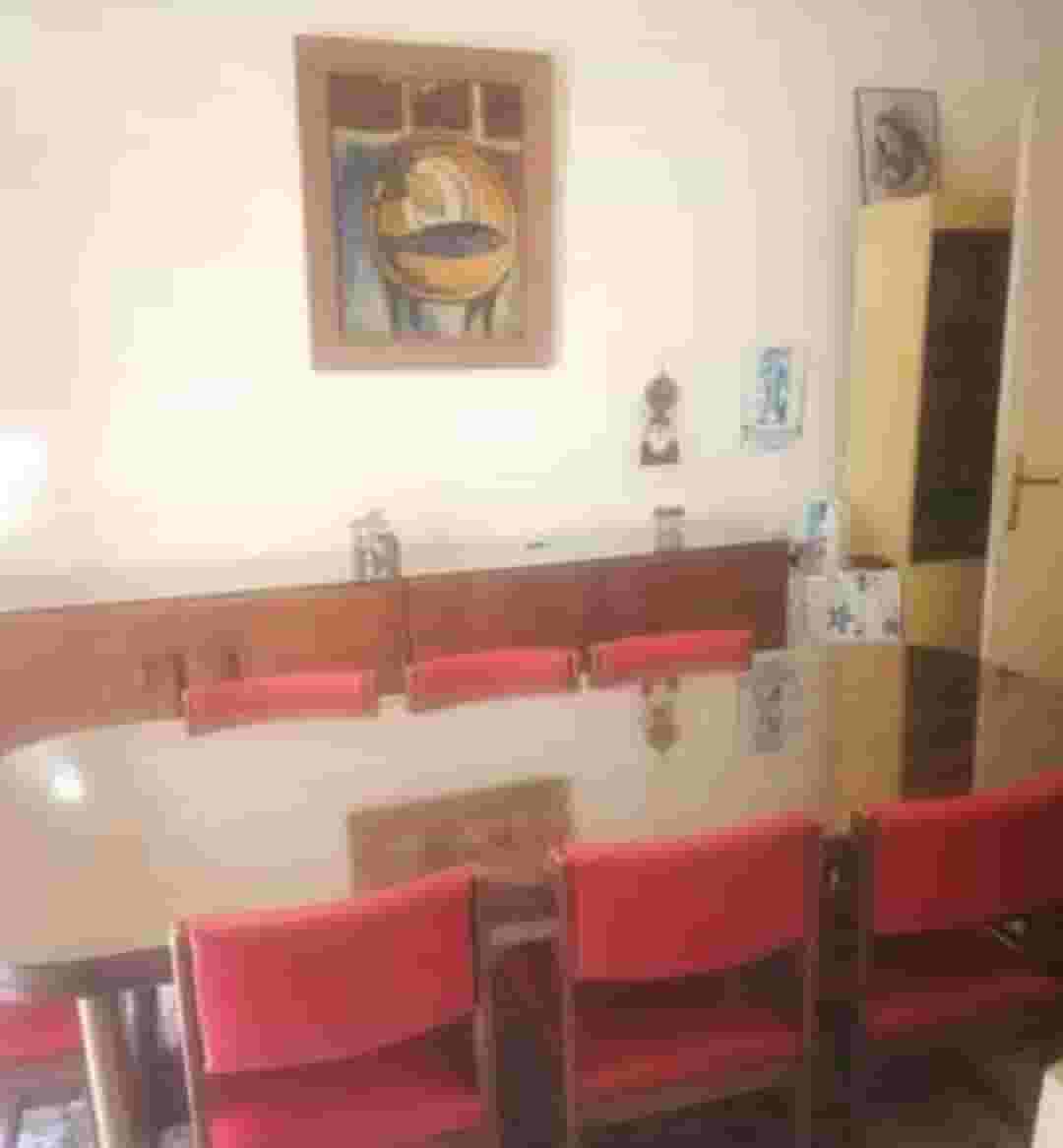 أثاث مستعمل للبيع