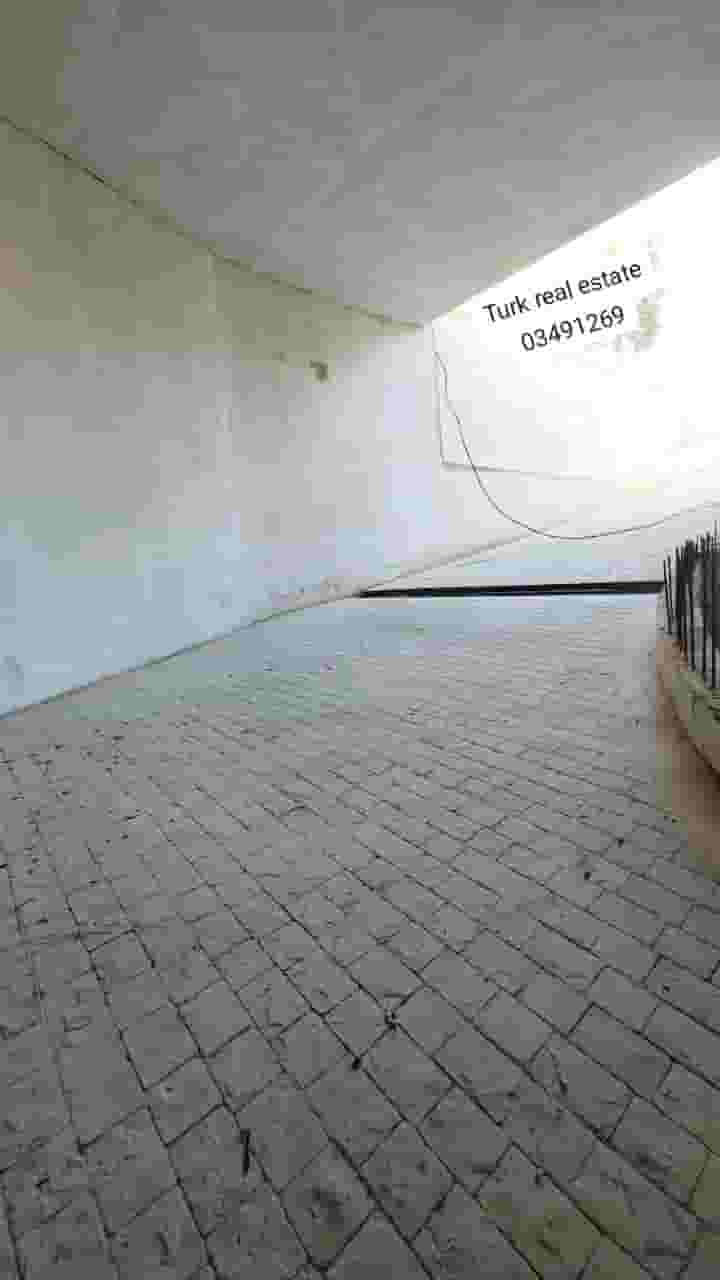 Warehouse for sale in Jnah