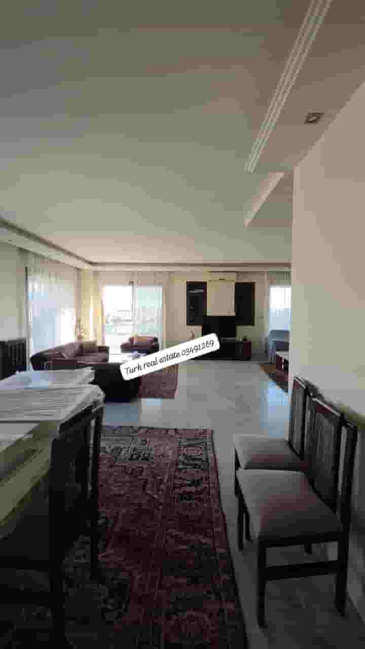 شقة للايجار المصيطبة