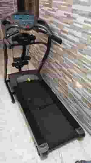 جهاز المشي بولو سبورت بودي سيستم بحالة جيدة - 4 في 1 - 110 كجم كحد أقصى - 400 دولار قابل للتفاوض