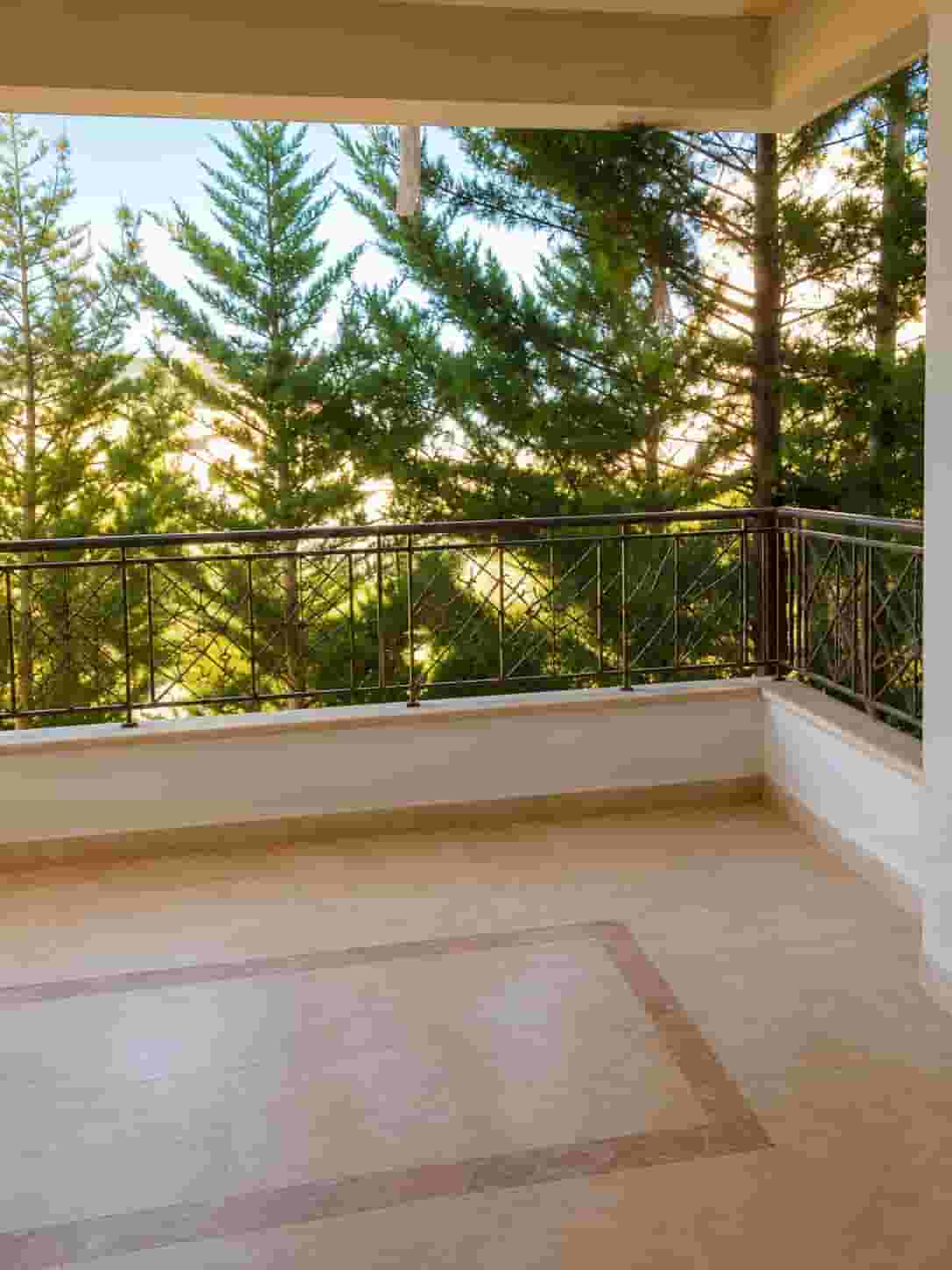 Apartment for sale in Majal Baana