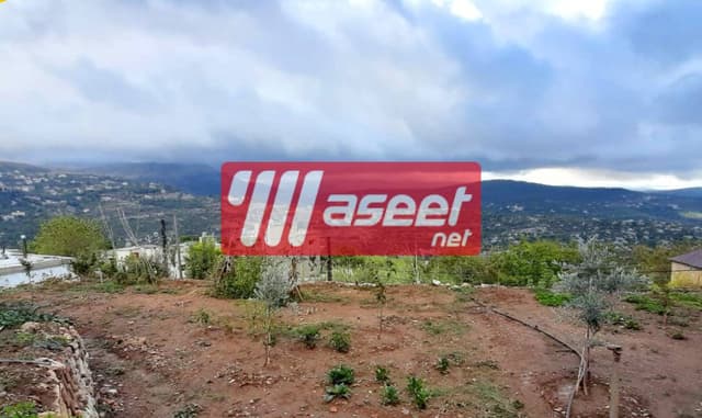 للبيع بيت في كفر دبيان