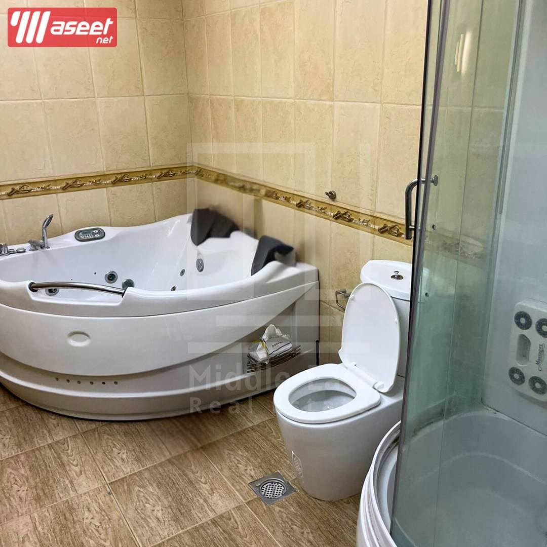 Luxurious apartment for sale with furniture in the port 3