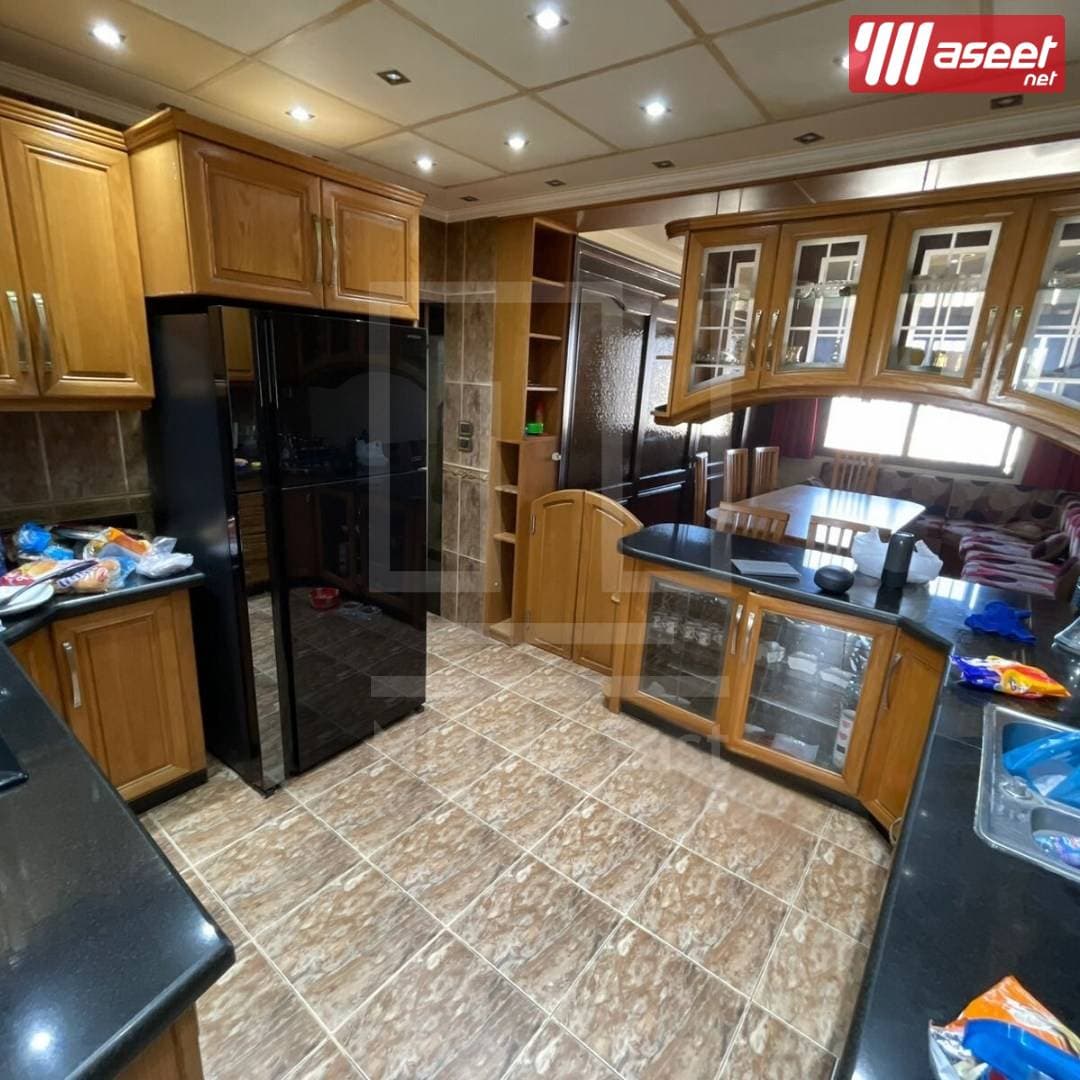 Luxurious apartment for sale with furniture in the port 7