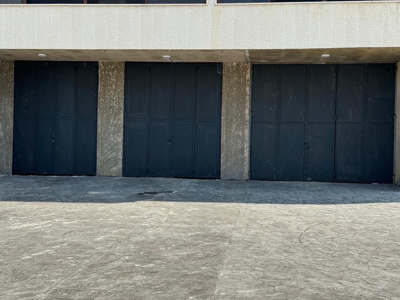 Warehouse for rent in Chamoun 0