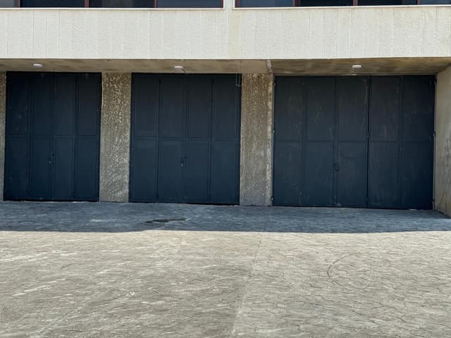 Warehouse for rent 100 meters in Chamoun Al-Madares