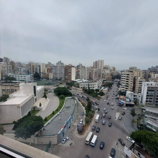 أرض للبيع في بيروت