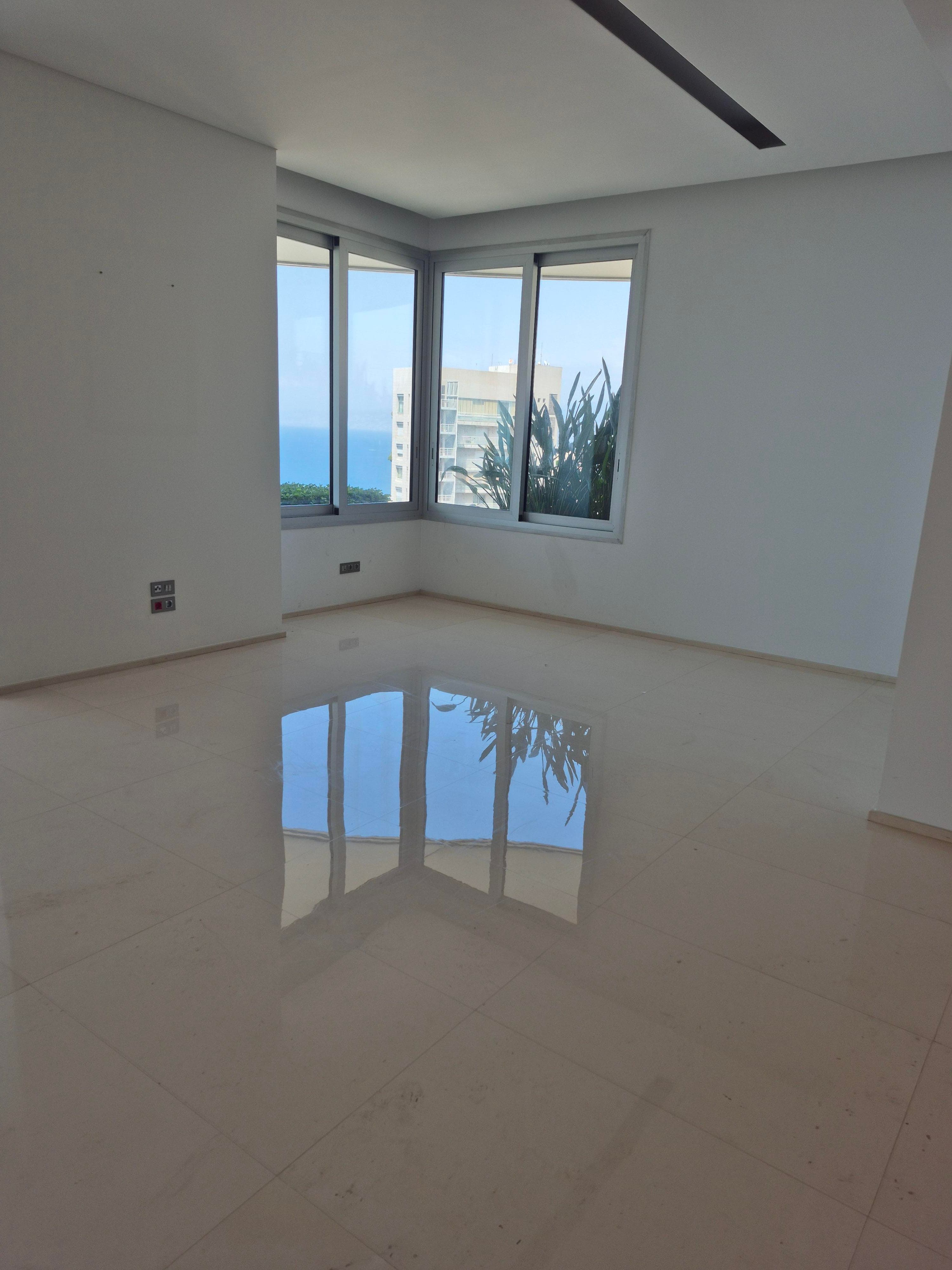 Apartment in Minet El Hosn 0