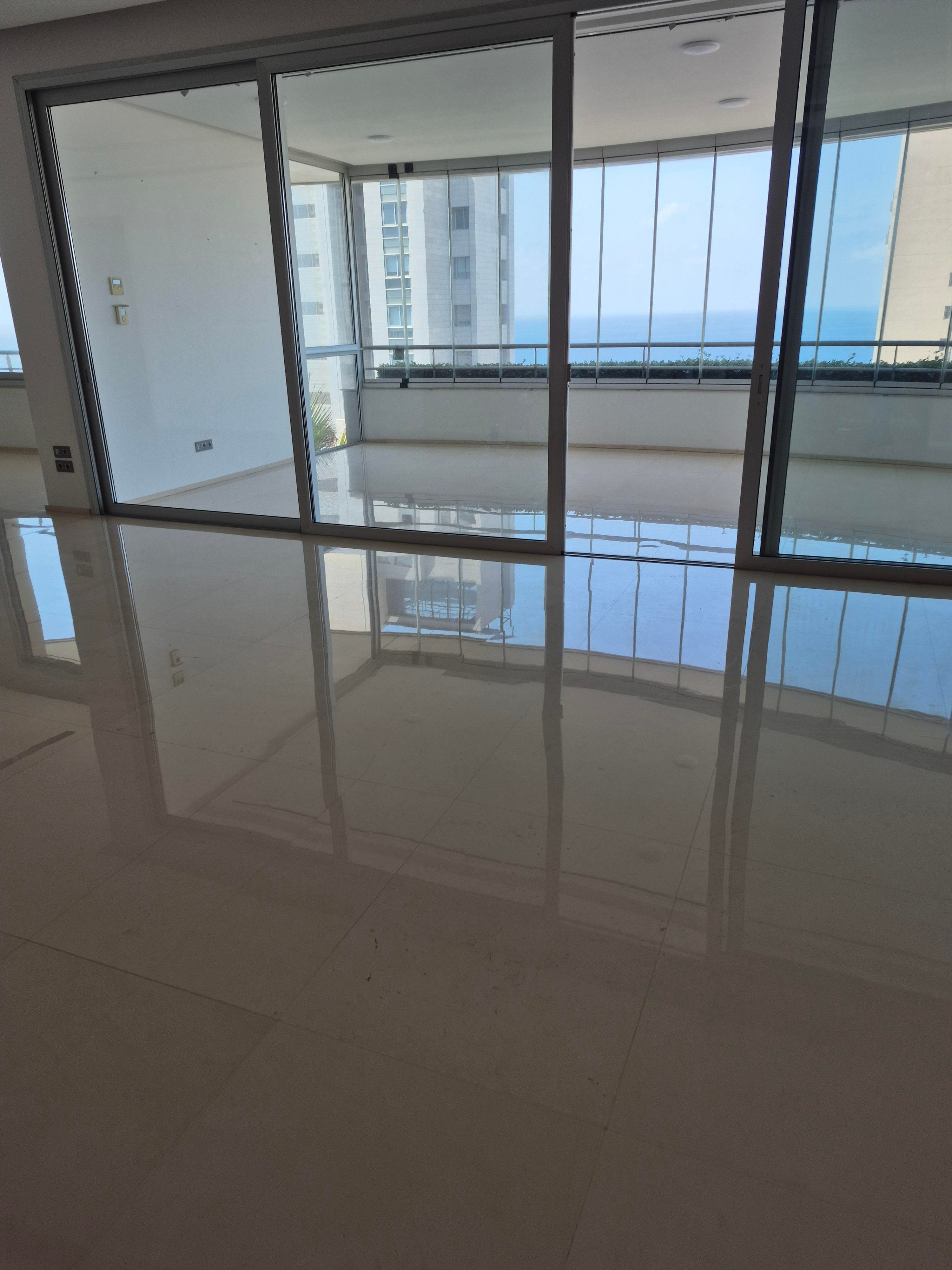 Apartment in Minet El Hosn 1