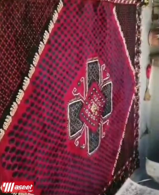السجاد 270 × 270