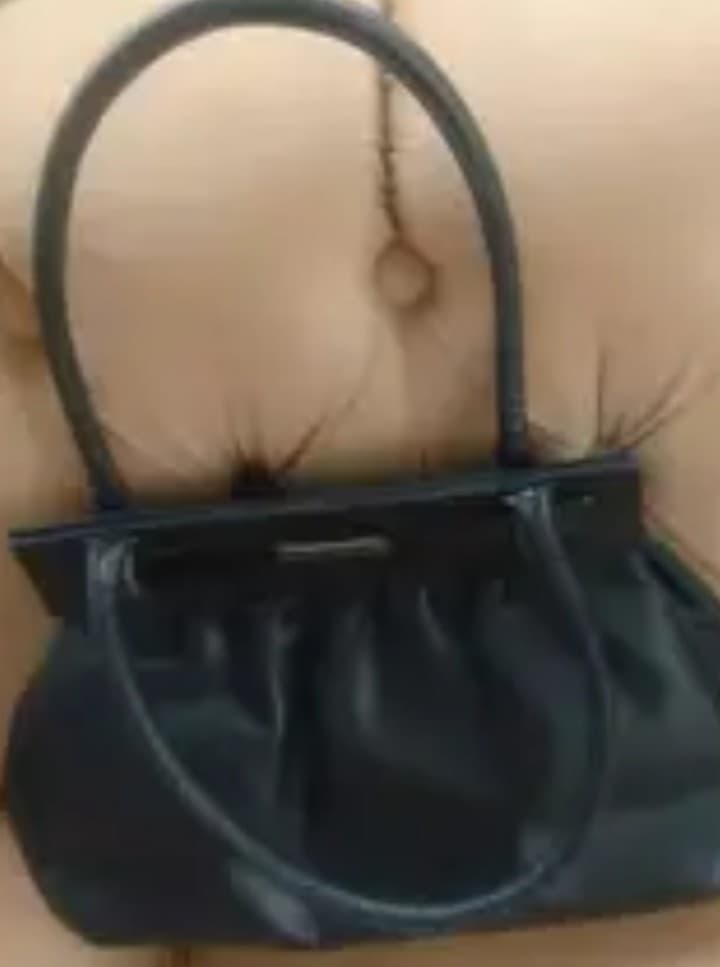حقيبة نسائية   0