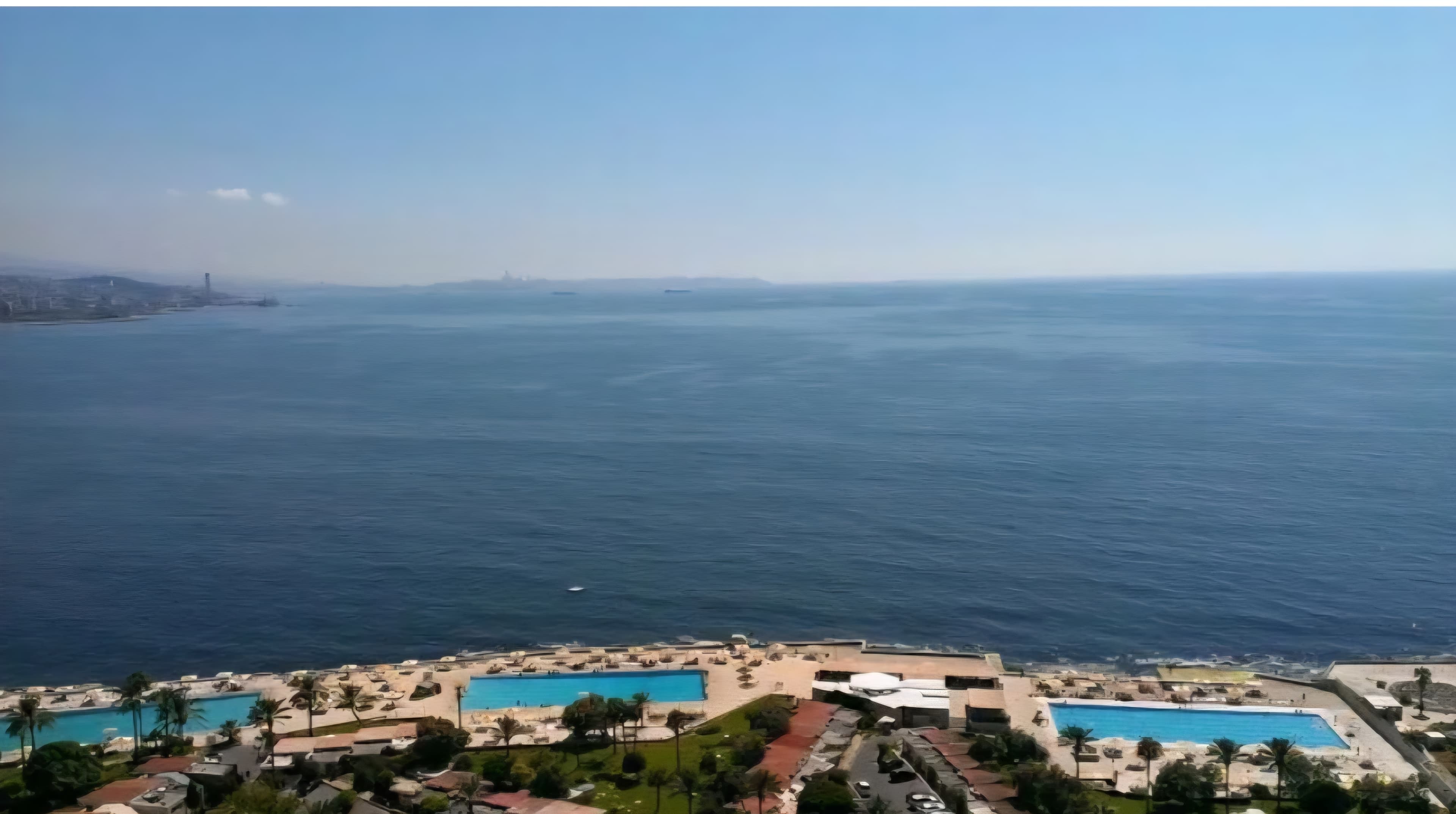 Cabine Tabarja Beach for Rent 0