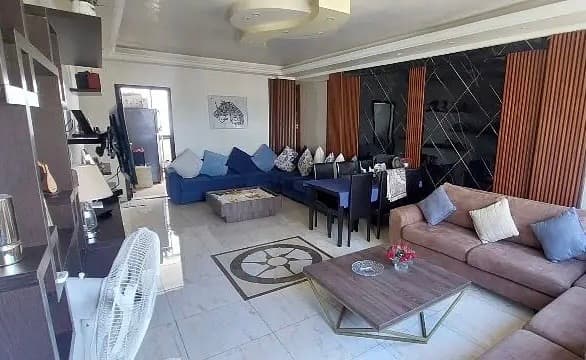شقة مفروشة للإيجار عين التينة 240م 2