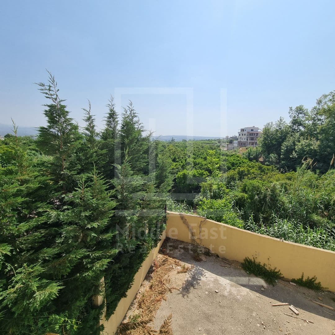 Ready apartment for sale in Mariata 7