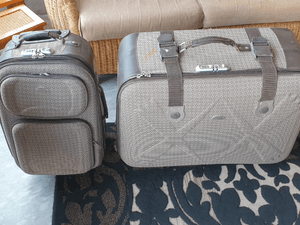 One set of two travel bags 