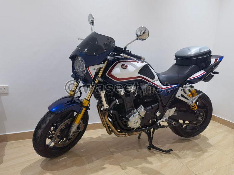2022 Yamaha Tenere700 new and CB1300SP 2019 1