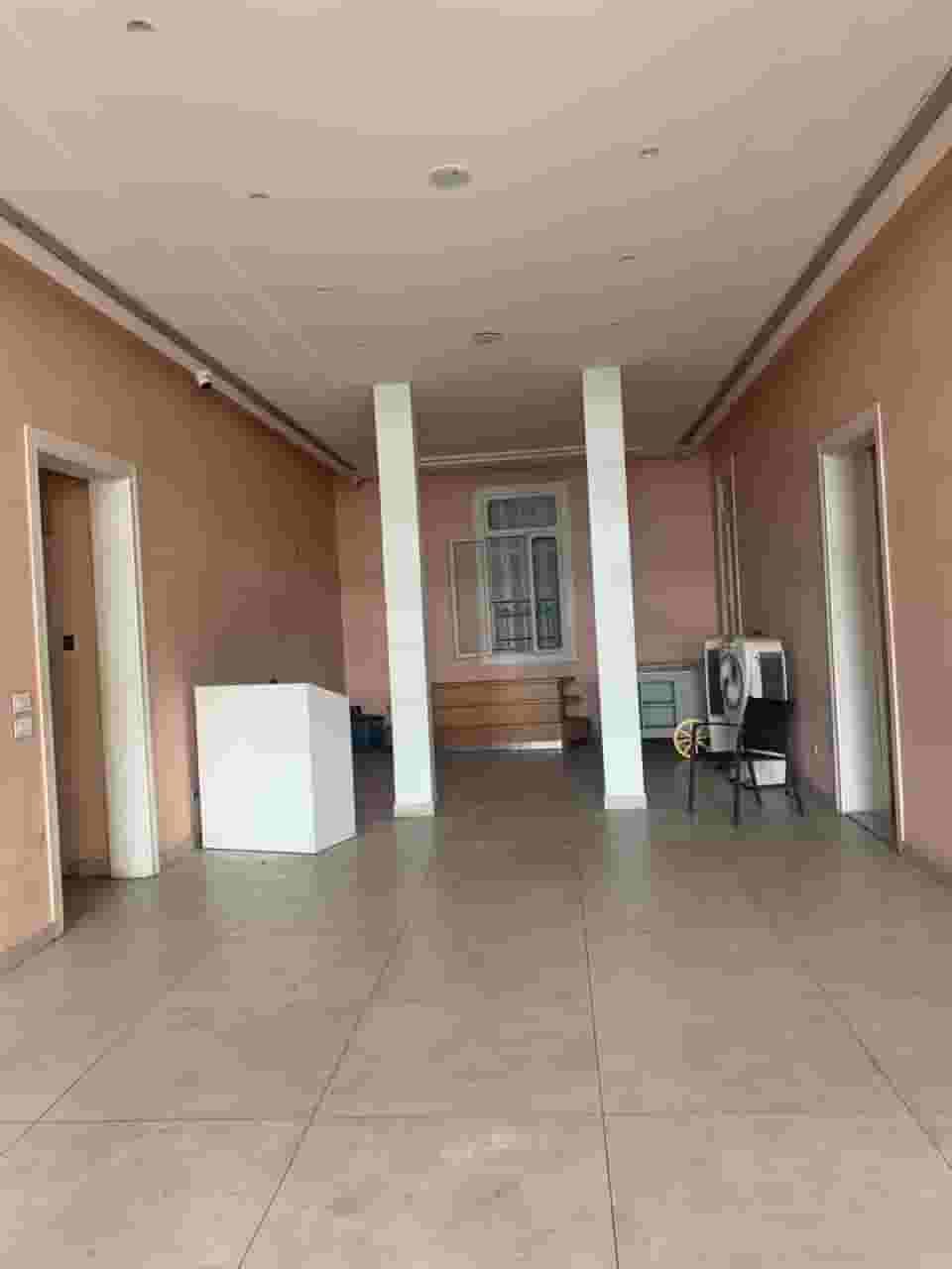 شقة 270م للايجار الحمرا شقة 270م للايجار الحمرا