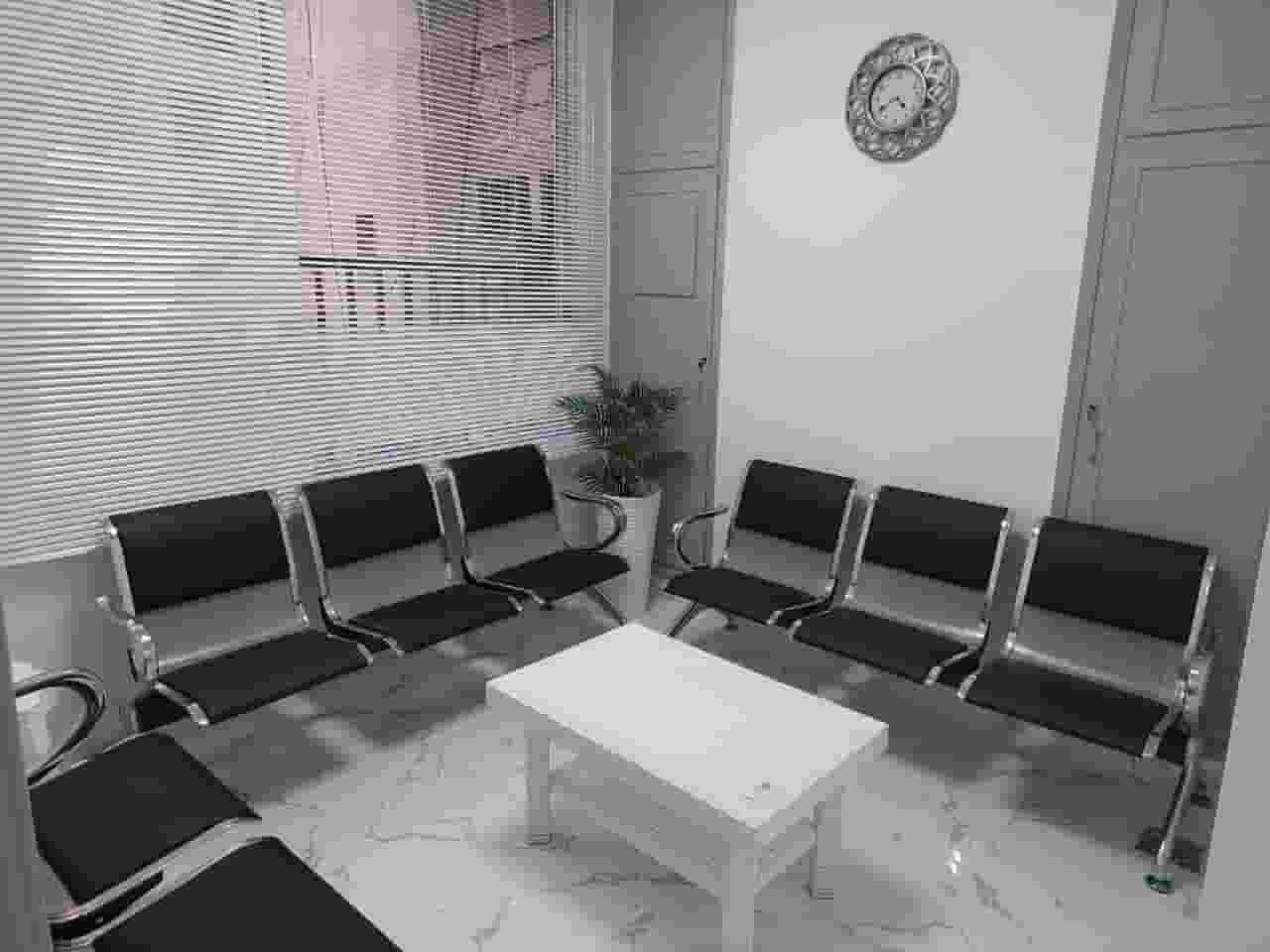 غرفتين في عيادة للايجار غرفتين في عيادة للايجار