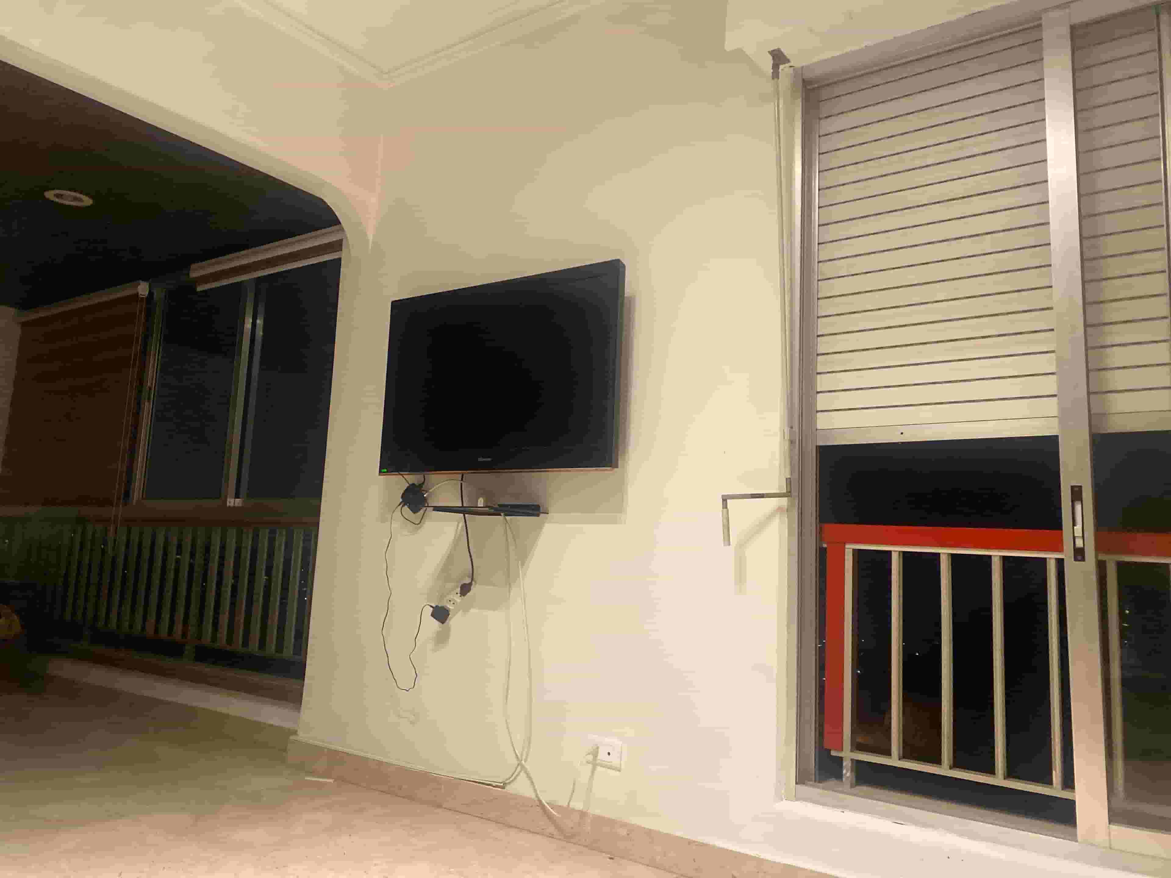 A house for rent in Dekwaneh. A house for rent in Dekwaneh.