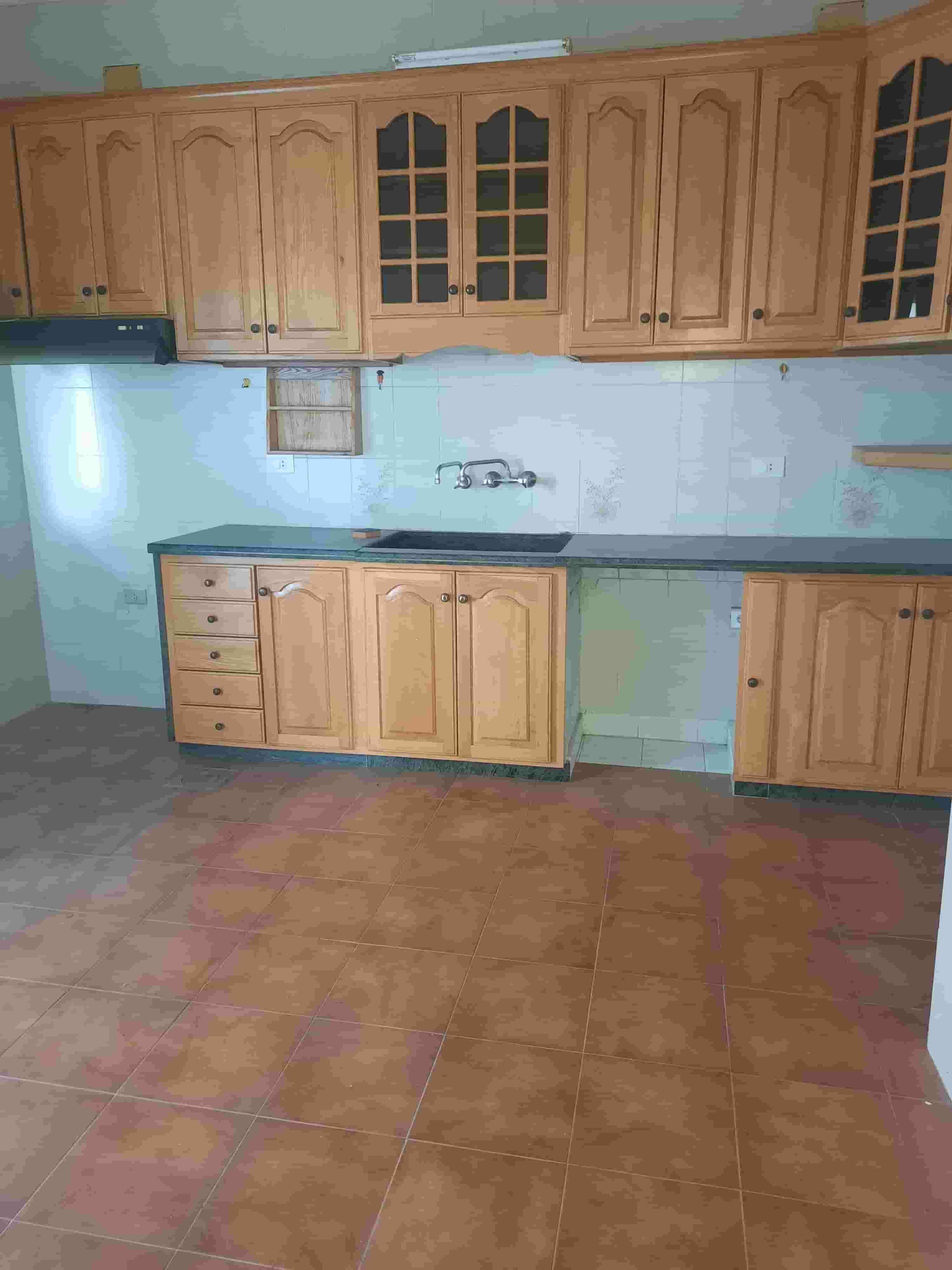 شقة للاجار في عمشيت شقة للاجار في عمشيت