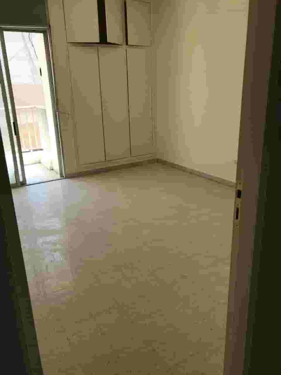 Apartment for sale in Barbour Apartment for sale in Barbour