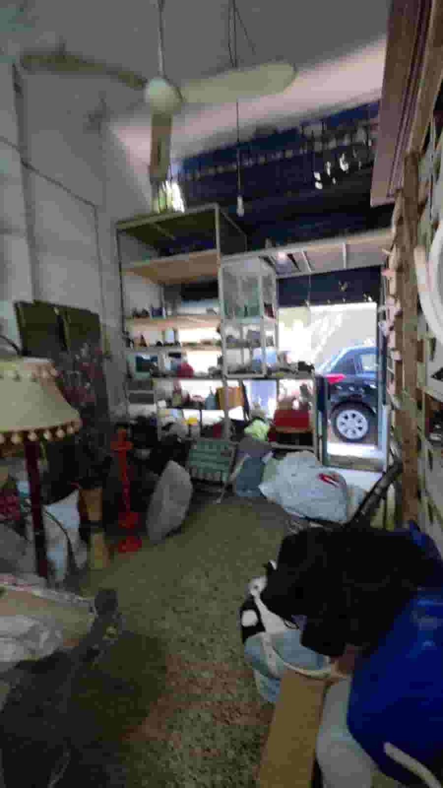 Shop for sale in Burj Abi Haidar Shop for sale in Burj Abi Haidar